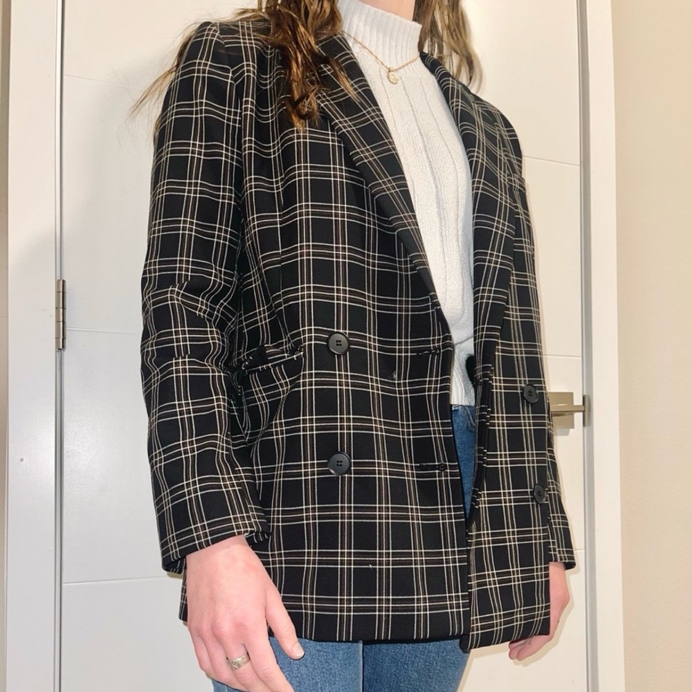 Oversized plaid blazer